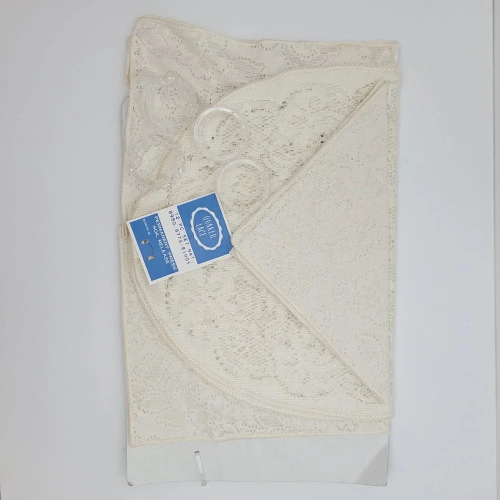 Quaker Lace vintage lace table set 12 pieces